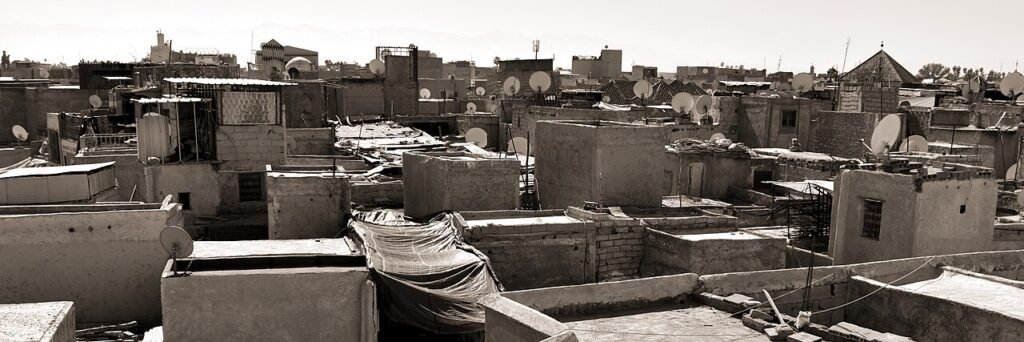 Marrakech da sole: libertà e buon senso tra medina, terrazze e quartieri moderni