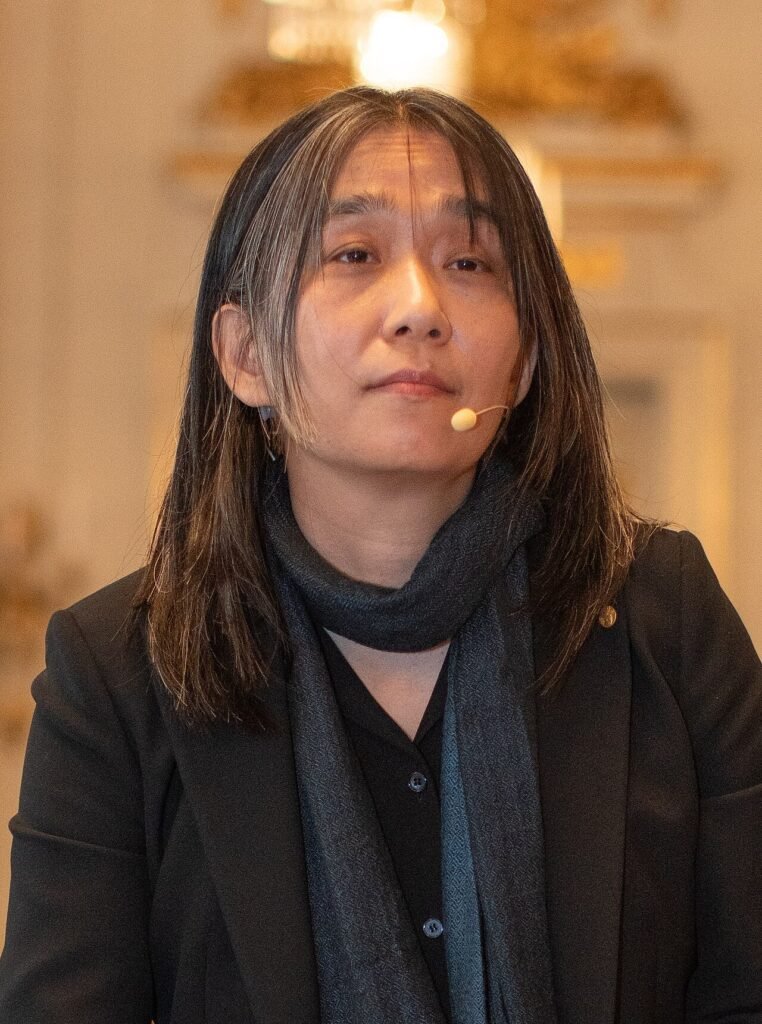 La vegetariana di Han Kang: quando smettere di mangiare carne fa crollare una famiglia