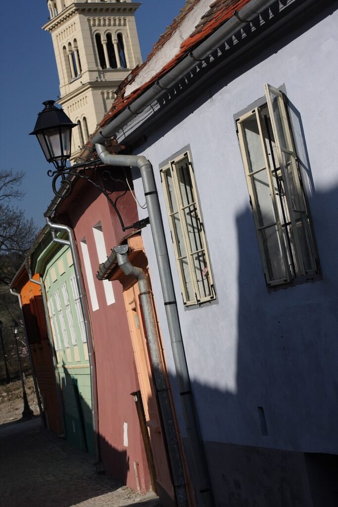 A tavola nella cittadella di Sighișoara, tra ciorbe e papanași