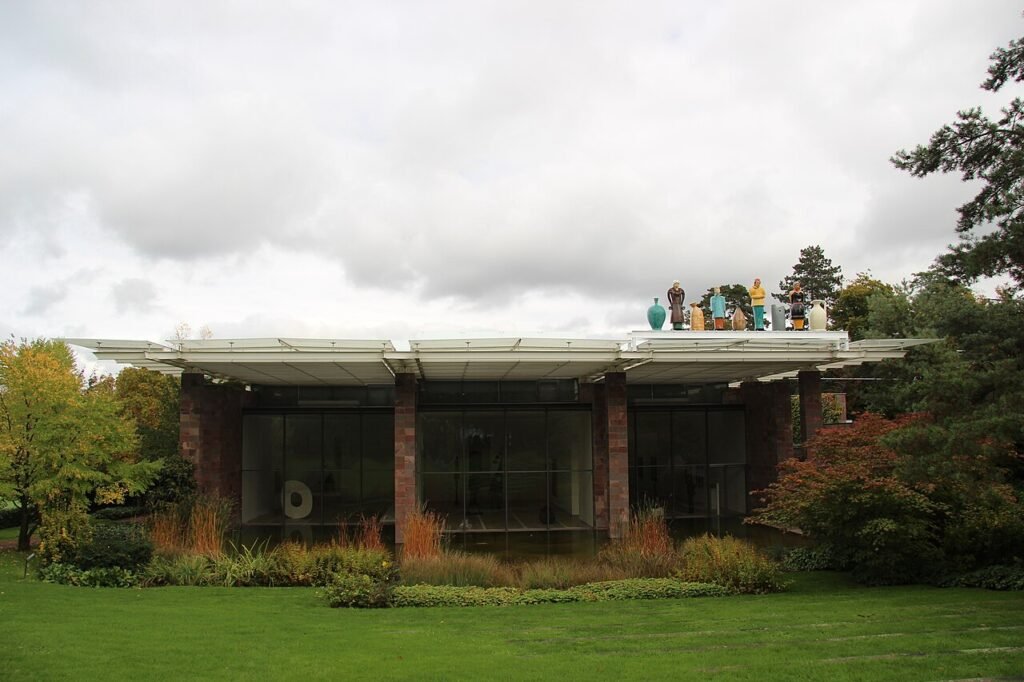 La Fondation Beyeler si moltiplica: tre edifici di Zumthor tra alberi secolari