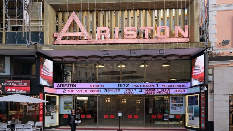 Premio Tenco, all’Ariston la 49ª edizione: sul palco Caparezza, Carmen Consoli ed Emma Nolde