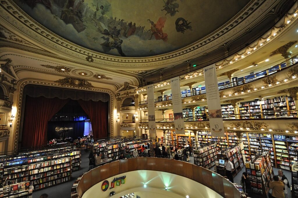 Libri, vendite in libreria +3,2% nei primi nove mesi. Record di diritti venduti all’estero